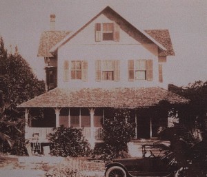 Riddle House in una fotografia del 1920